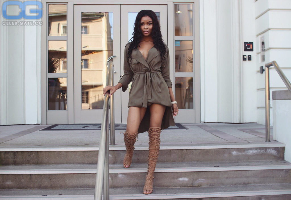 Ajiona Alexus Hot