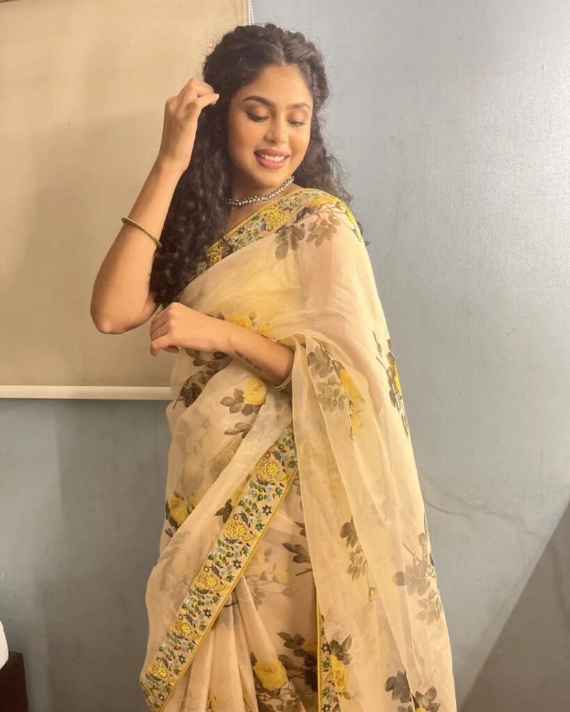 Faria Abdullah in Saree